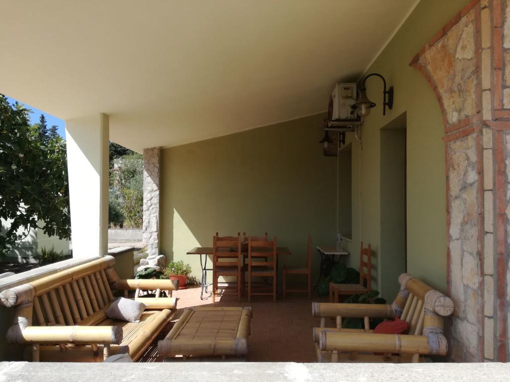 Villa Renzo E Lucia Sant Isidoro  Екстер'єр фото