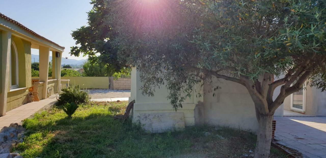 Villa Renzo E Lucia Sant Isidoro  Екстер'єр фото